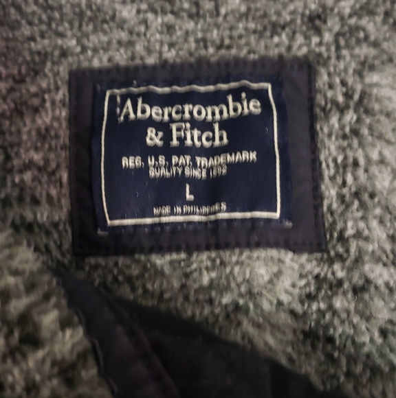Abercrombie & Fitch Asymmetrical Fleece Pullover Large - Picture 2 of 3